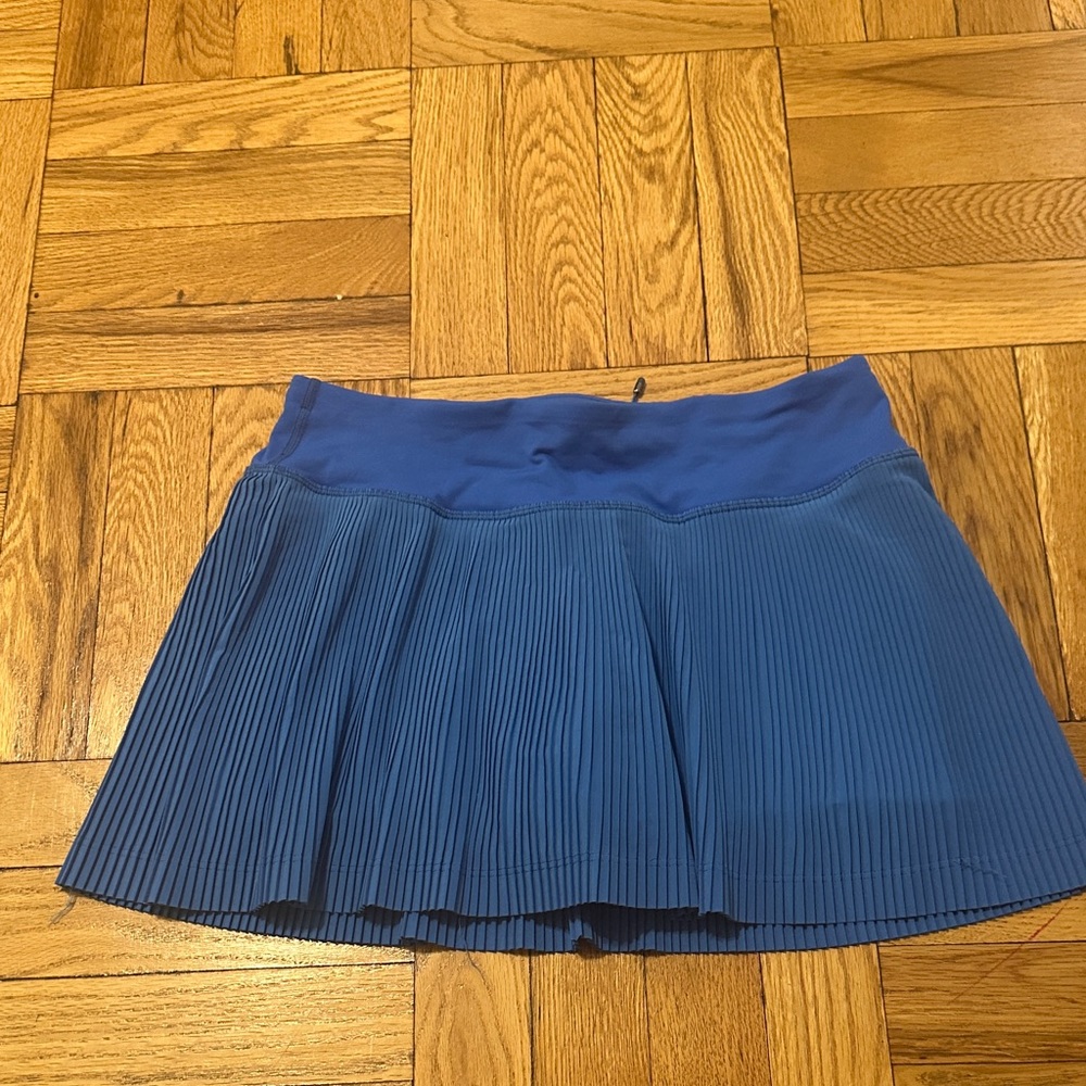 Lululemon Bright Blue Pleated Tennis Skirt (size 4)